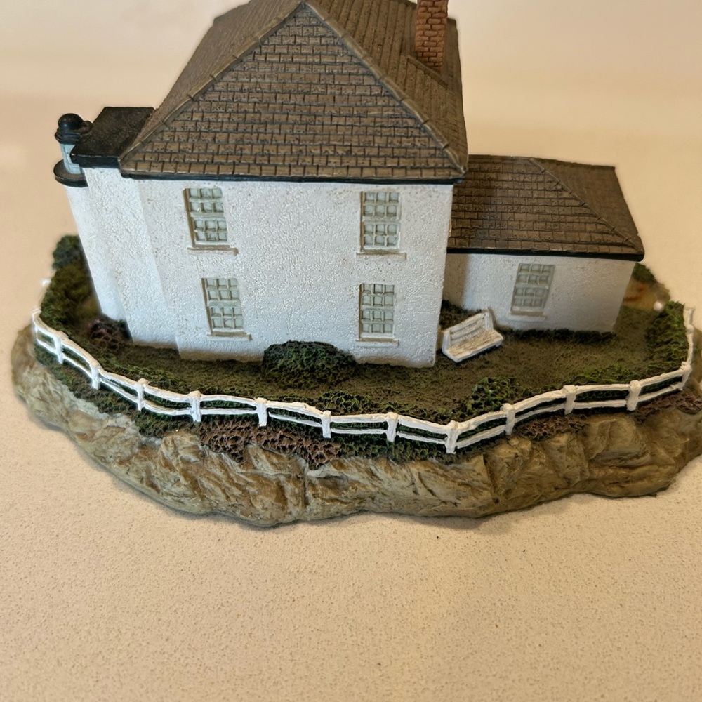 Ida Lewis Rock #174 — Harbor Lights Original w/ box